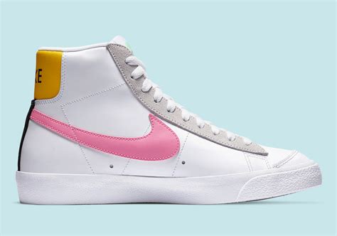 nike blazer midd 77 se|Nike Blazer Mid 77 pink.